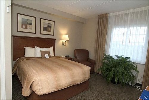 Candlewood Suites Hazleton