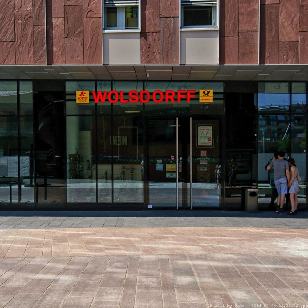 Wolsdorff Tobacco Tobacco Shops Überseeboulevard 4, HafenCity
