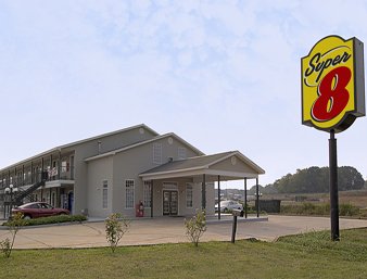 Super 8 By Wyndham Talladega Al Hotels 220 Haynes Street Photo Of Super 8 By Wyndham Talladega Al United States