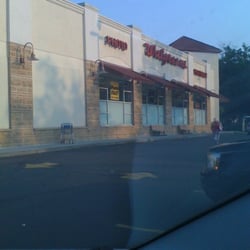 walgreens 20 reviews drugstores 6649 morrison blvd south park walgreens nc