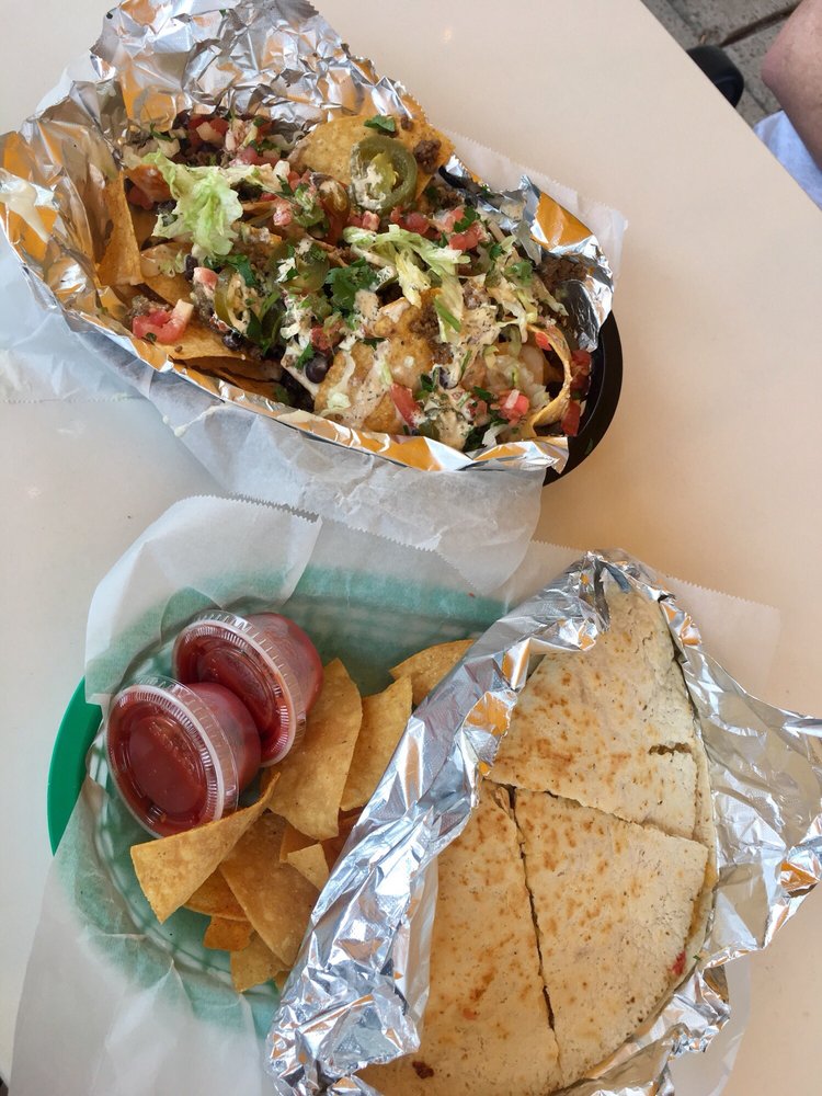 Islands Fresh Mex Grill