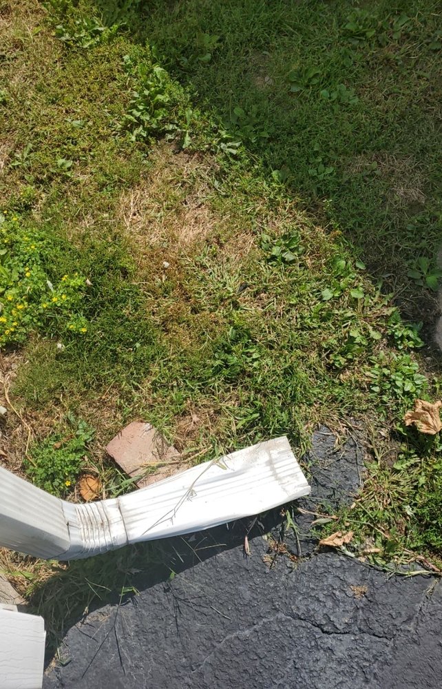 Fiorella's Landscaping & Snowplowing