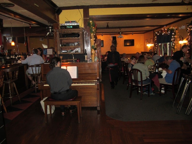 Olive Street Bistro CLOSED 10 Photos & 24 Reviews Italian 1027