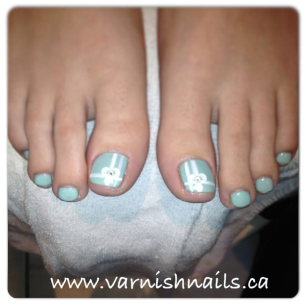 Varnish Nail Lounge