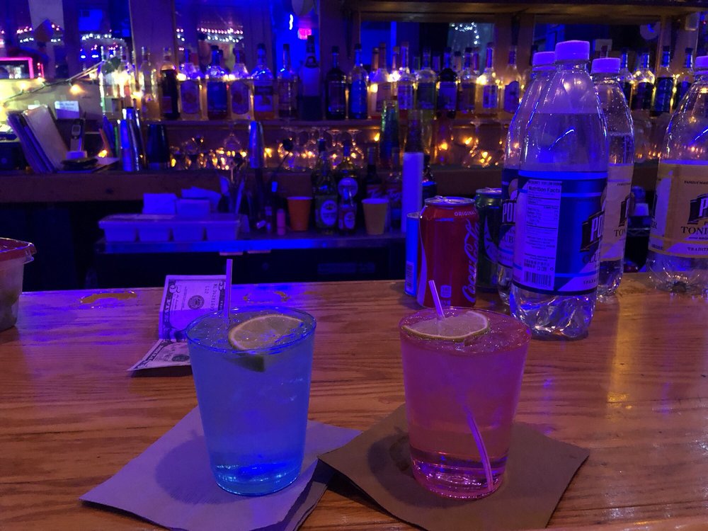 Squiggys Bar