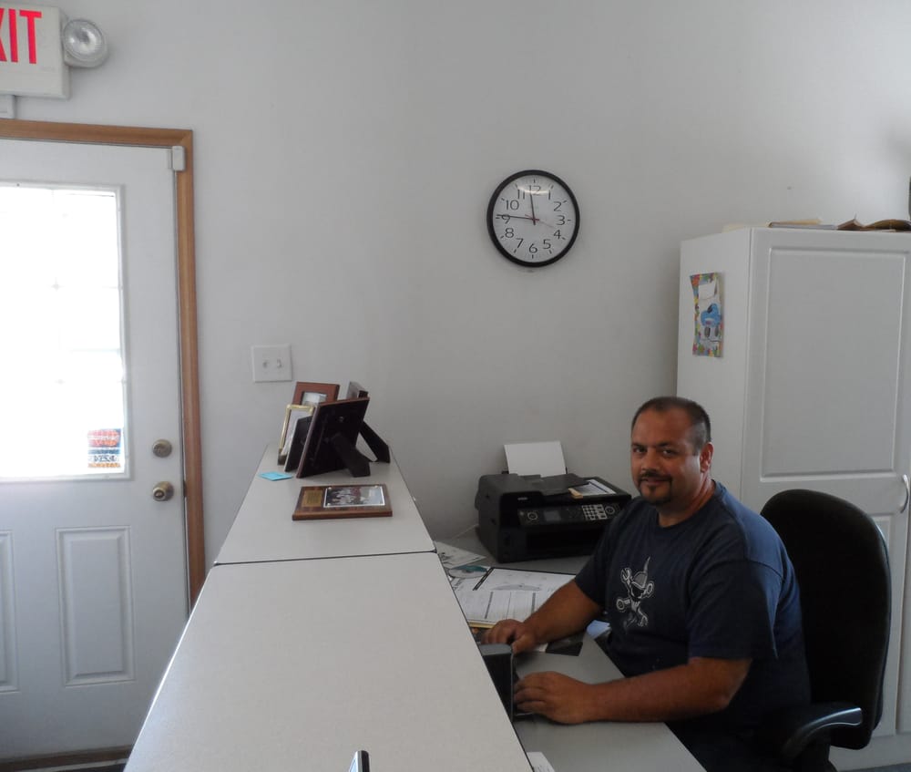Frank DeNucci Auto Body, Inc