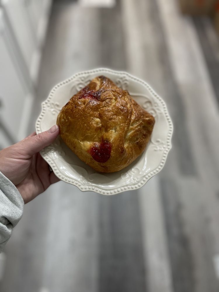 Bohar Donuts & Pizza