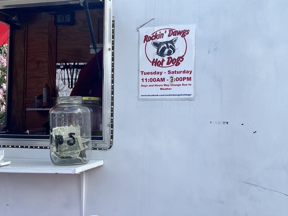 Rockin' Dawgs Hot Dogs