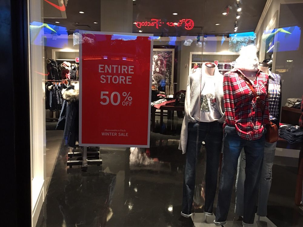 Abercrombie & Fitch 11 Reviews Fashion 3500 Las Vegas Blvd S, The