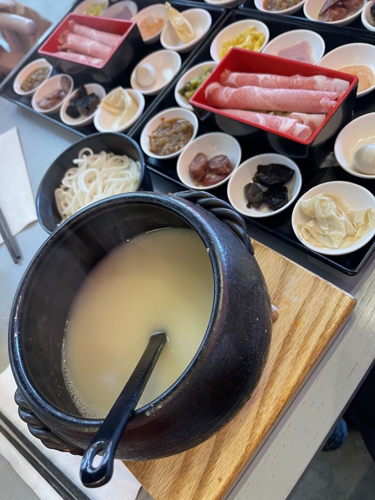 Yunshang Rice Noodle