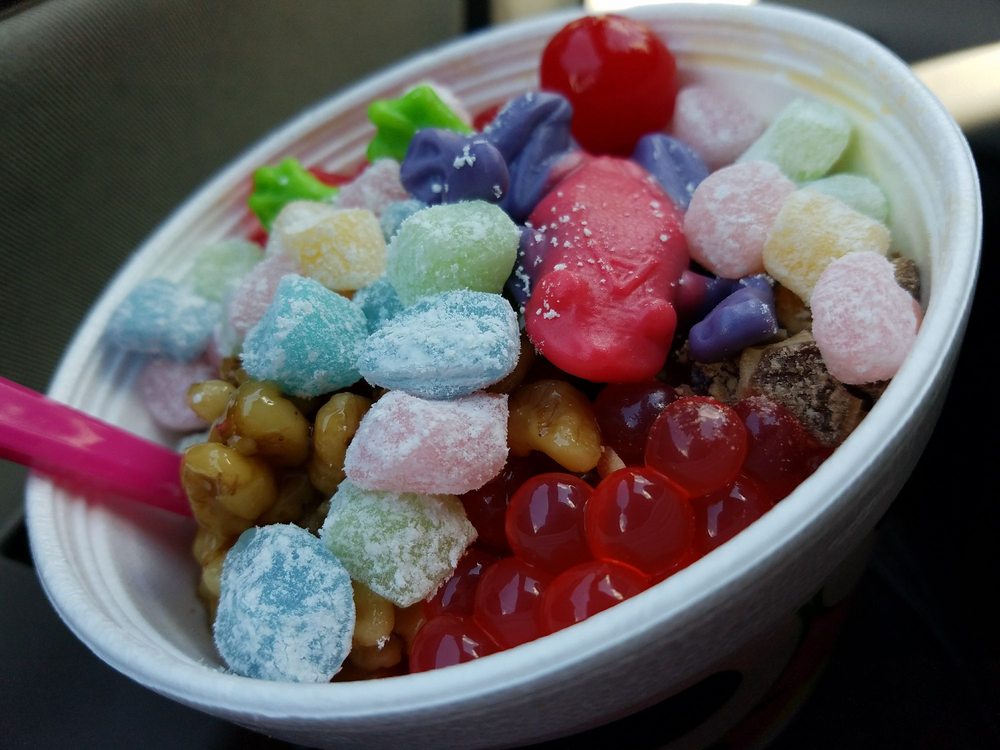 sweetFrog Premium Frozen Yogurt