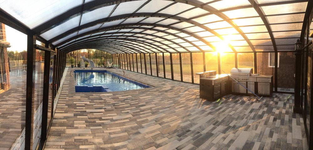 Albixon Canada Retractable Enclosures