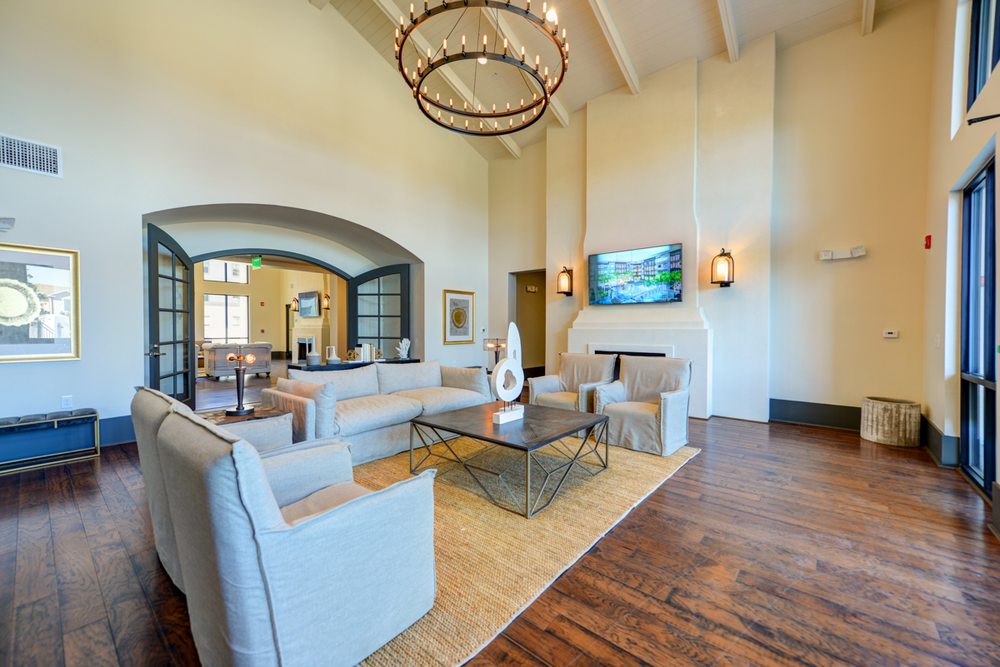 Portiva Apartment Homes By Fogelman Management Group