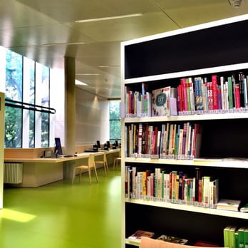 Mittelpunktbibliothek Treptow - Berlin, Deutschland