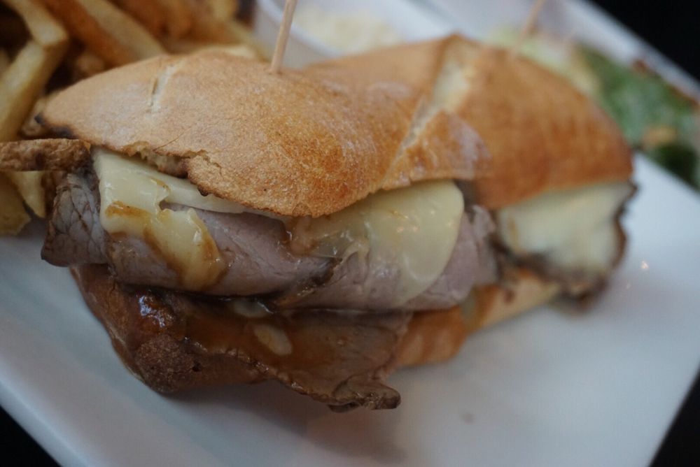 Houston Avenue Bar & Grill