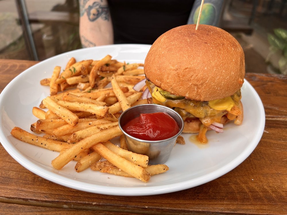 EastSide Tavern