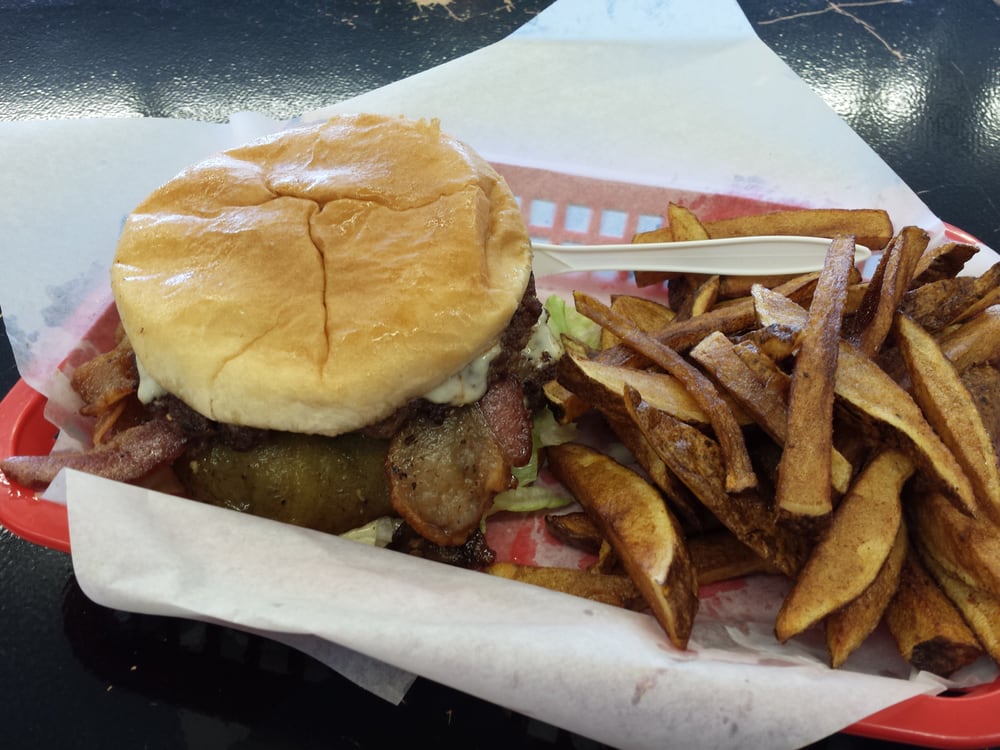 Papa Burgers 10 Photos & 20 Reviews Burgers 2066 Wedgewood Dr, El