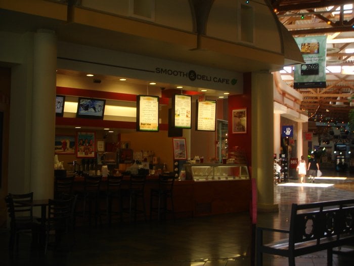 Smooth and Deli Cafe