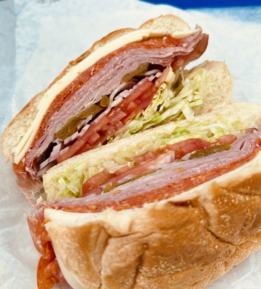 NICKS Delicatessen aka Glenham Town Deli