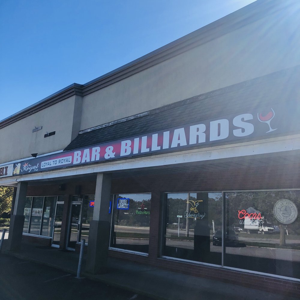 Royal Bar and Billiards