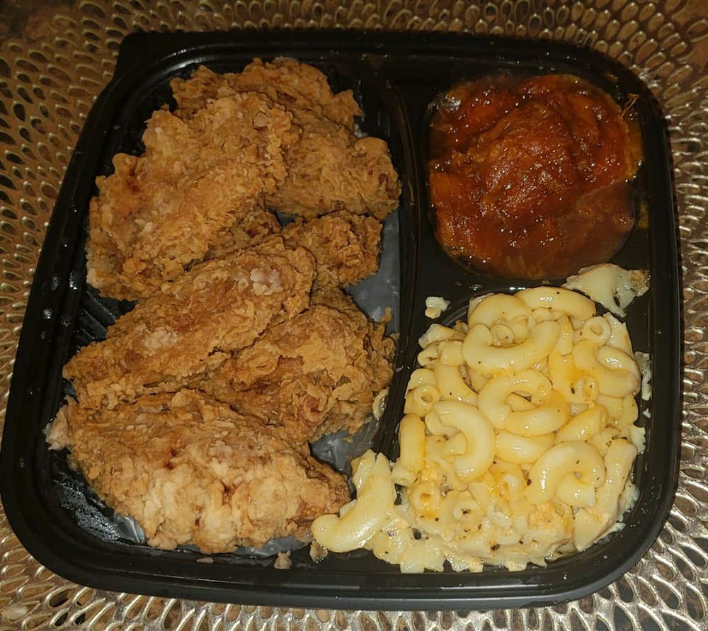 Lady’s Seafood & Soul Food