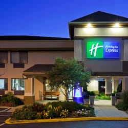Holiday Inn Express Beloit 13 Photos 15 Reviews Hotels Photo Of Holiday Inn Express Beloit Wi United States