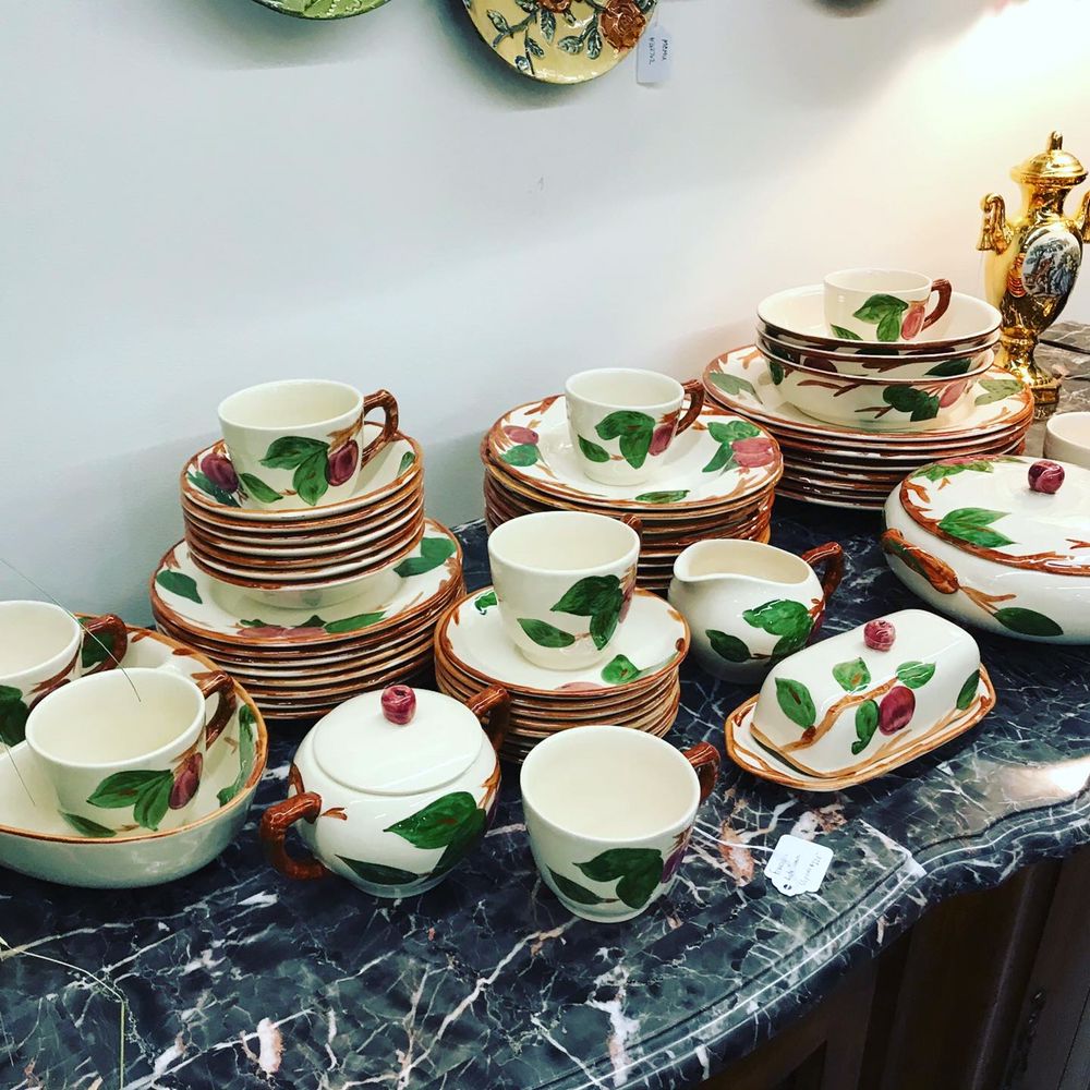 Golden Antiques & Treasures