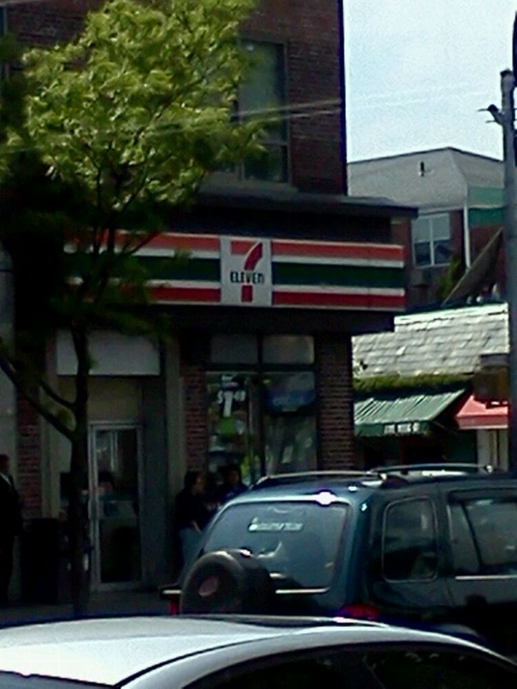 7-Eleven Photo