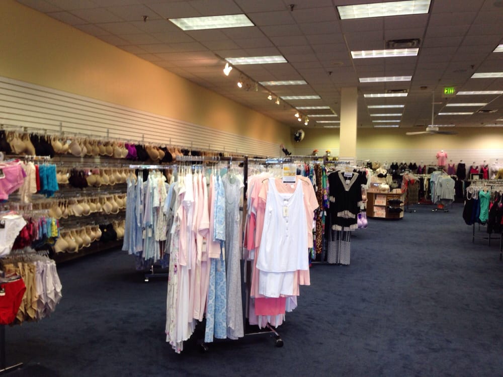 A Fitting Place 10 Photos & 11 Reviews Lingerie 6150 Poplar Ave