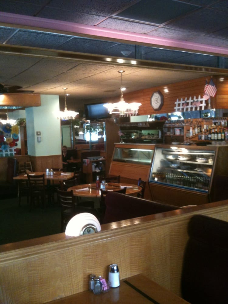 Photos For Pickwick Restaurant Yelp Photo Of Pickwick Restaurant Park Ridge Il United States