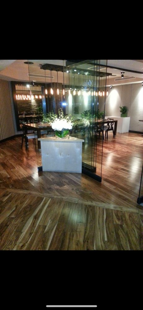 Hardwood Floor Specialist