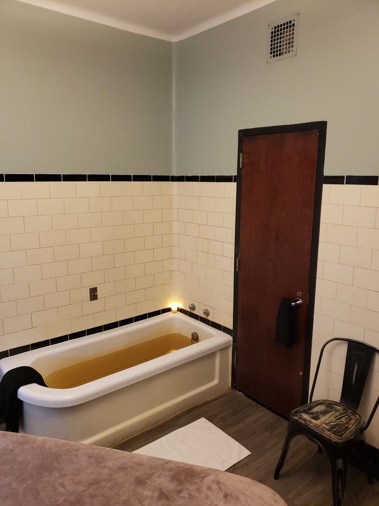 Roosevelt Baths & Spa
