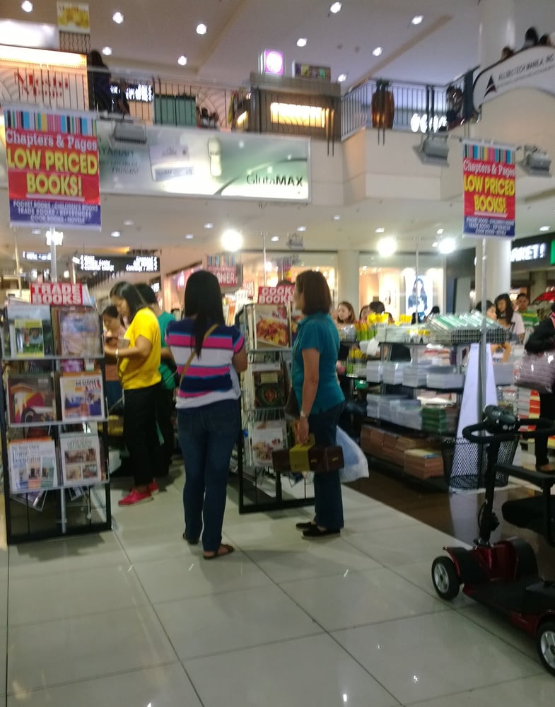 Chapters and Pages Used Bookstore 1F Market! Market! Mall, Taguig