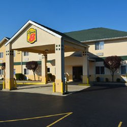 Super 8 Athens 11 Reviews Hotels 2091 East State Street Photo Of Super 8 Athens Oh United States