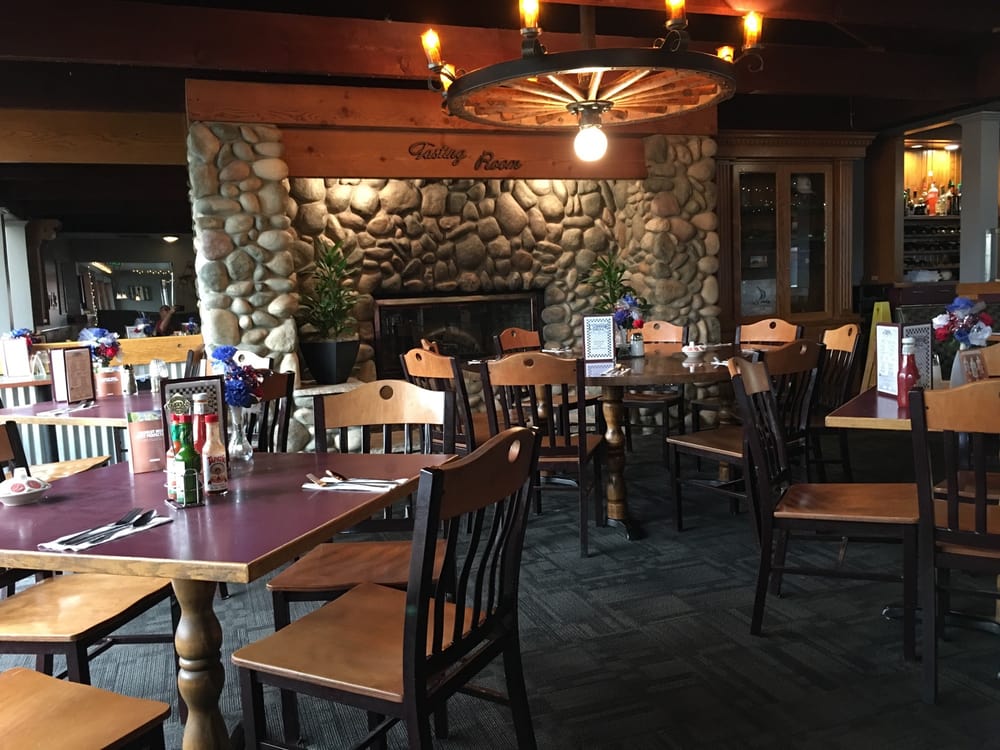 Ben Dews Clubhouse Grill 23 Photos & 53 Reviews Comfort Food 6501