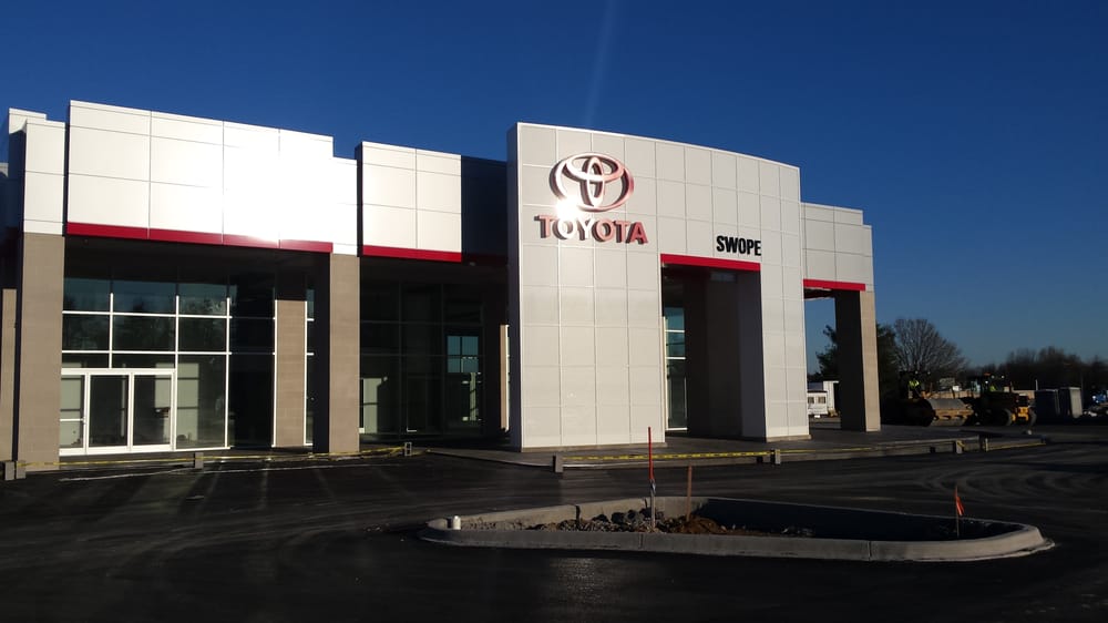 Swope Toyota 12 Photos & 11 Reviews Car Dealers 1085 N Dixie Hwy