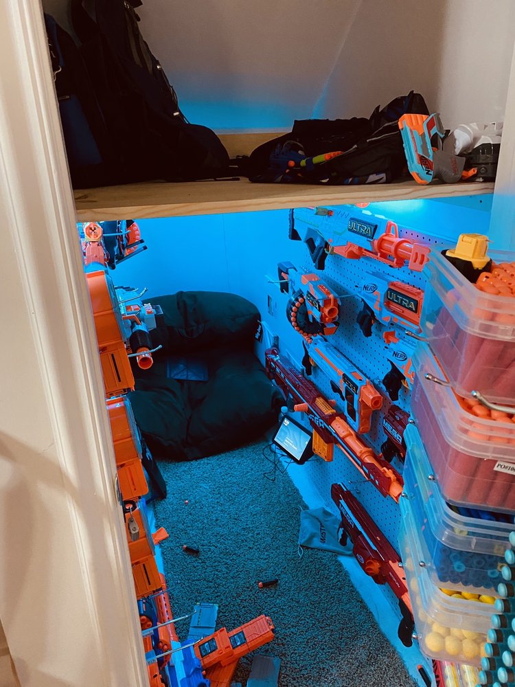 Sebo's Henery Hardware & Equipment Rental