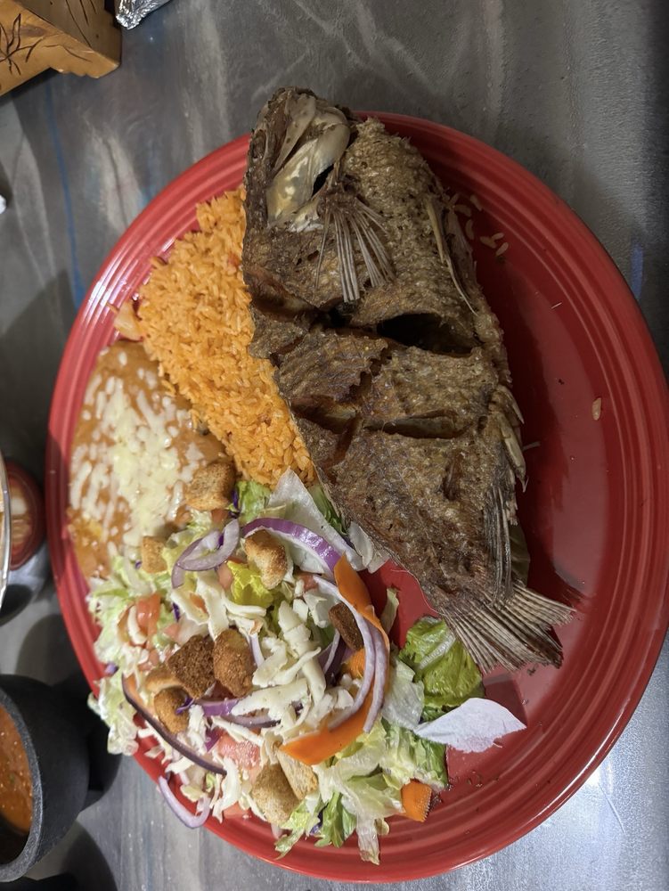 Mi Carreta Mexican Grill