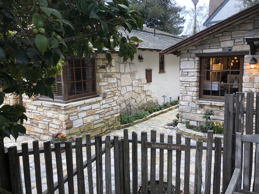 Carmel By The Sea Realty