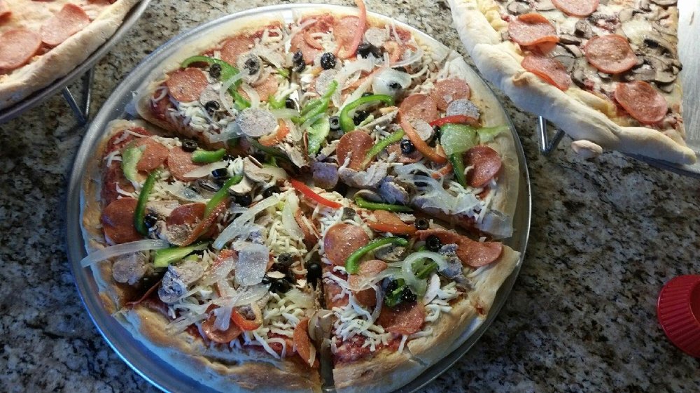 Rojas Pizza 35 Photos & 18 Reviews Pizza 440 W Adams St, LaVilla