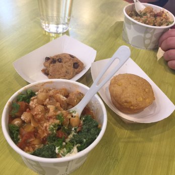 The Full Bowl Vegan 1100 3rd St Se Cedar Rapids Ia Photo Of The Full Bowl Cedar Rapids Ia United States Moroccan