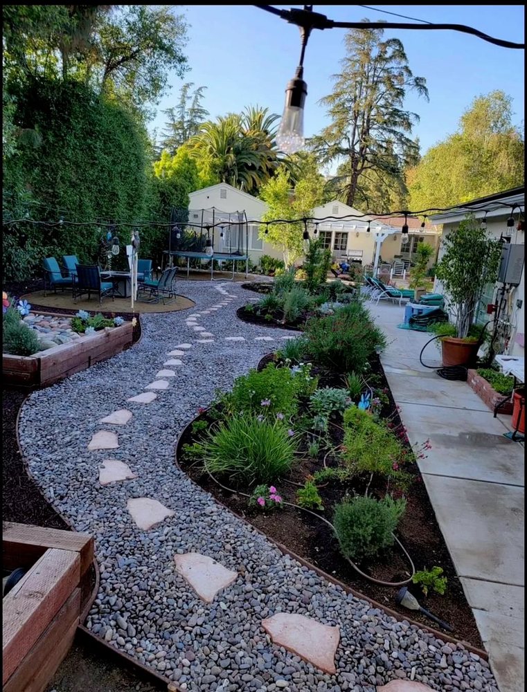 Carlos and Javier González Landscaping And Gardening