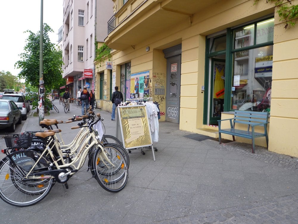 Second Hand Shop Hands Up CLOSED Thrift Stores Schlesische Str