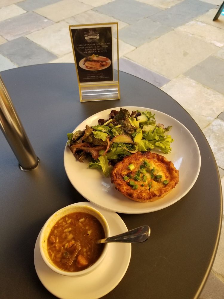Café Cour