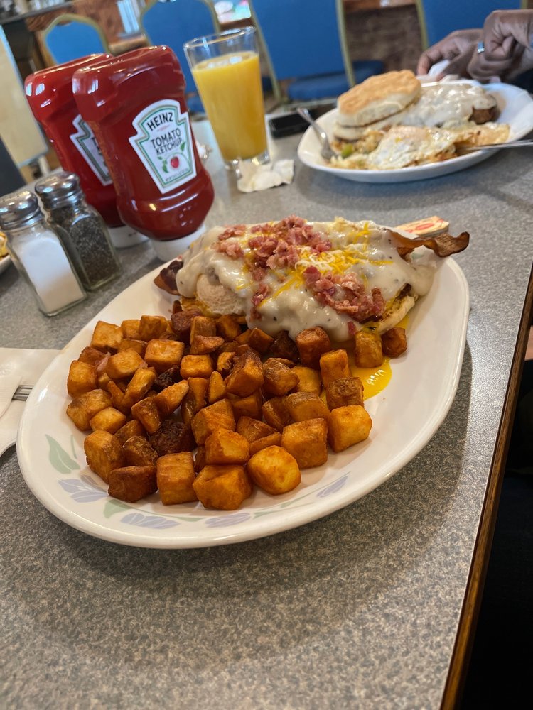 Tall Timber Restaurant, Lounge & Motel