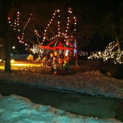 Lincolnwood Towers Christmas Lights