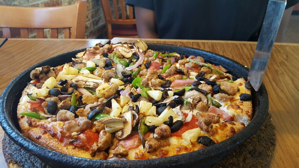 Pizza Hut 10 Photos & 15 Reviews Pizza 603 N General Bruce Dr