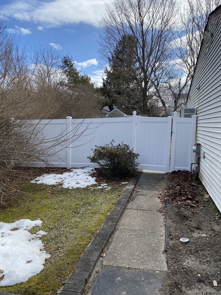 Universal Fence
