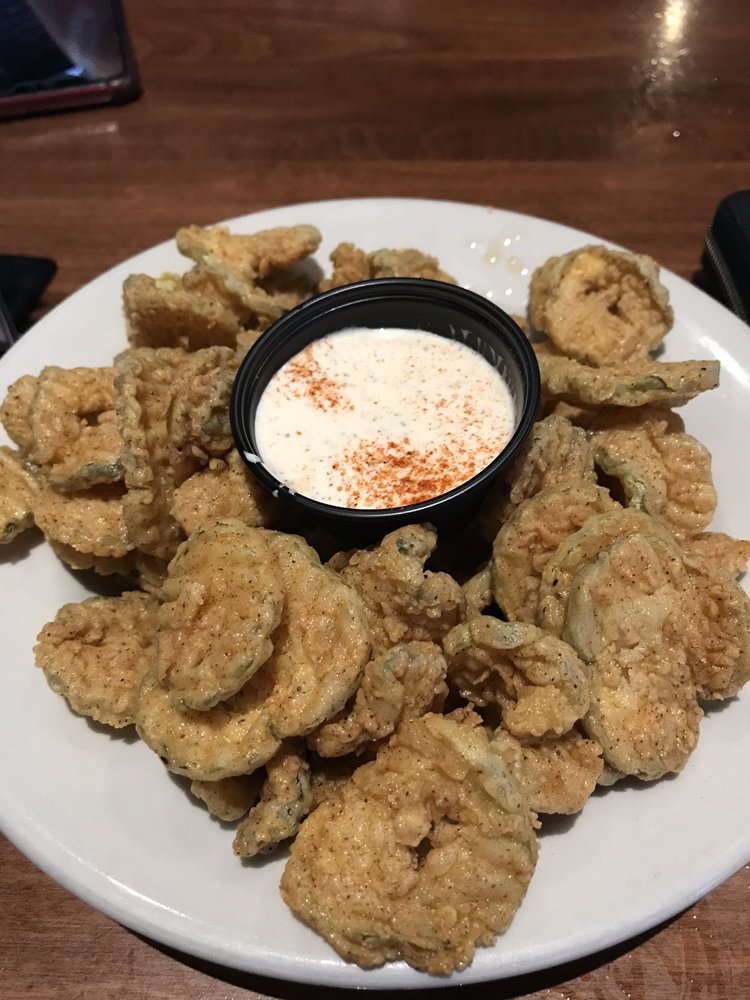 Wild Pitch Sports Bar & Grill