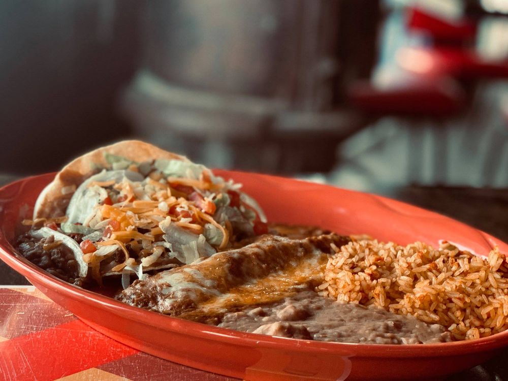 Mamarita's Border Cafe